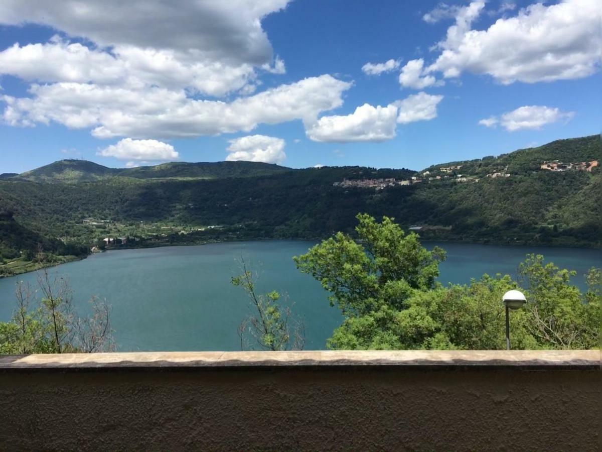 Appartamento Vista Lago Genzano di Roma Kültér fotó