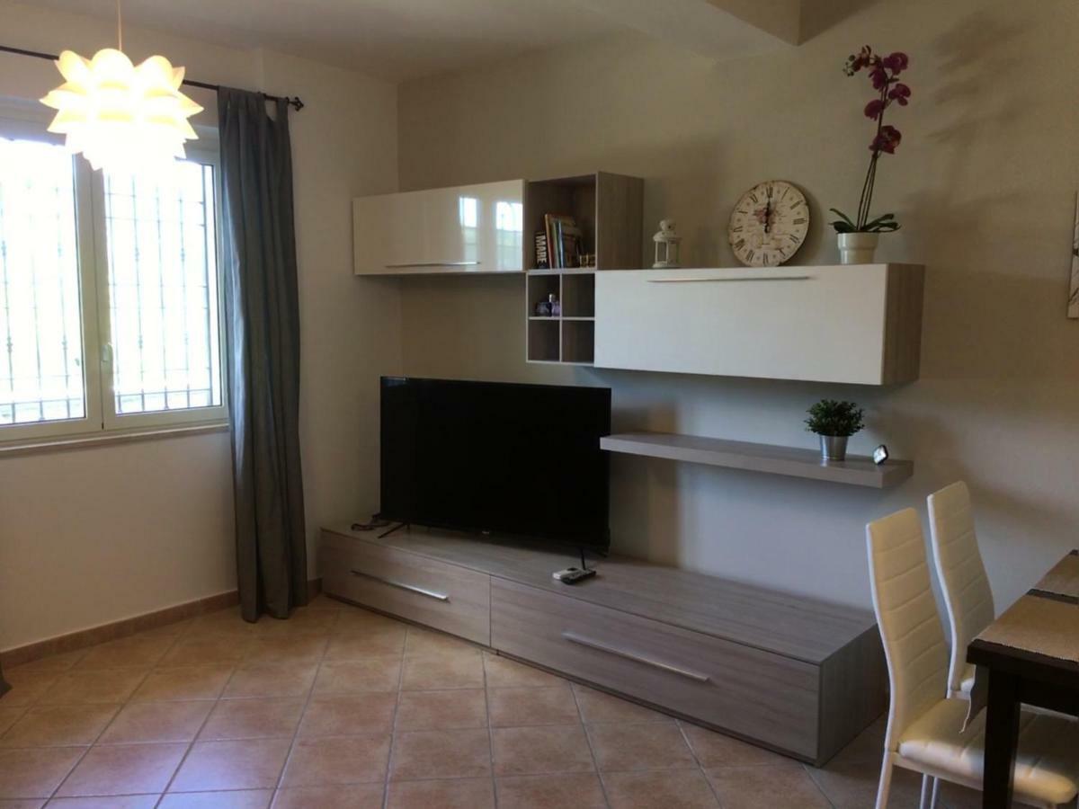 Appartamento Vista Lago Genzano di Roma Kültér fotó